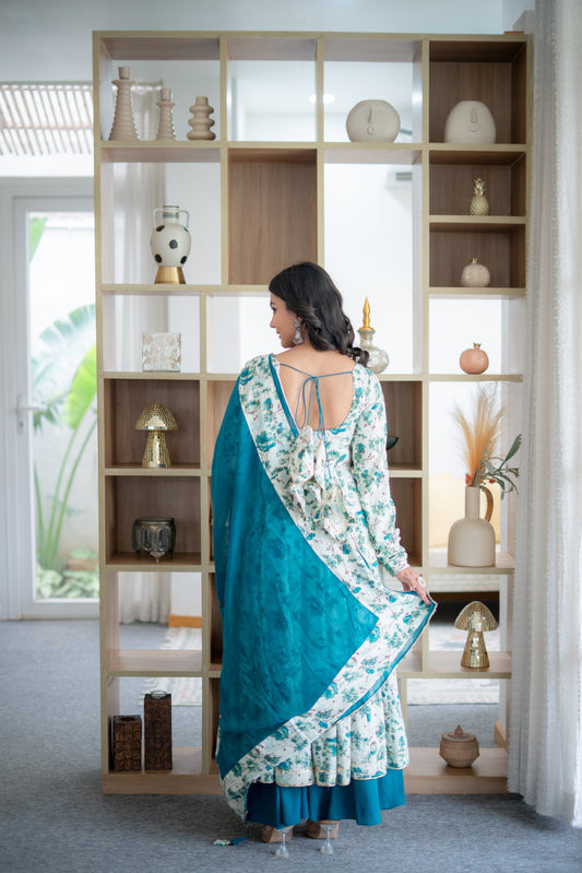 Preety green suit set