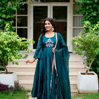 Rang Green silk suit set
