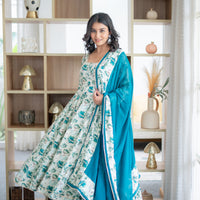 Preety green suit set
